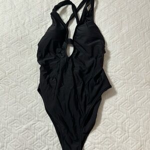 Cupshe Medium Black Bathing Suit